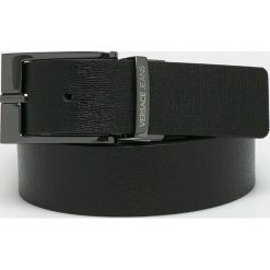 Versace Jeans - Pasek skórzany. Paski męskie Versace Jeans. W wyprzedaży za 239.90 zł.