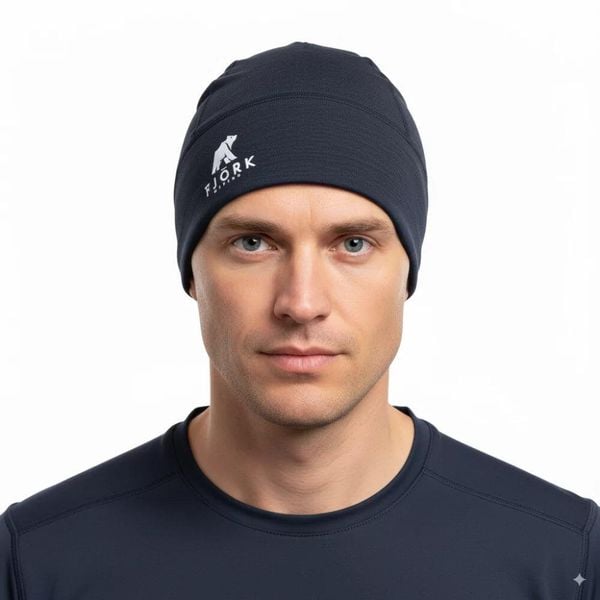 Czapka do biegania z merynosów. Niebieskie czapki męskie FJORK MERINO, na zimę, bez wzorów, z wełny, sportowe. Za 289.00 zł.