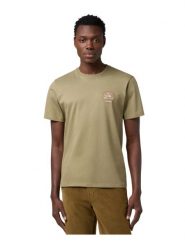 MESKA KOSZULKA WRANGLER SMALL GRAPHIC TEE ALOE 112371473. T-shirty męskie Wrangler, m, bez wzorów, bez kołnierzyka, bez ramiączek. Za 79.99 zł.