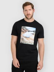 4F T-shirt regular z nadrukiem męski - czarny XXL. Czarne t-shirty męskie 4f, m, bez wzorów, z bawełny, bez kołnierzyka, bez ramiączek. Za 79.99 zł.