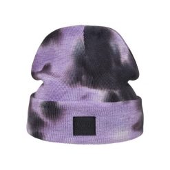 Czapka Urban Classics tie dye. Fioletowe czapki męskie Urban Classics, bez wzorów. Za 149.50 zł.