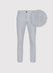 PAKO LORENTE – gładkie jasnoszare spodnie. Szare spodnie na co dzień męskie Pako Lorente, bez wzorów, z elastanu, casualowe. Za 249.99 zł.