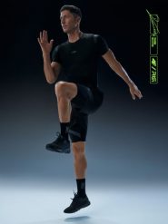 4F Krótkie legginsy treningowe kompresyjne męskie 4F x Robert Lewandowski L. Czarne legginsy męskie 4f, l, bez wzorów, krótkie, na fitness i siłownię. W wyprzedaży za 129.99 zł.