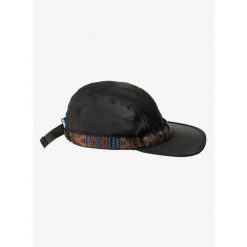 Czapka z daszkiem Kavu Synthetic Strapcap. Czarne czapki męskie KAVU, bez wzorów. Za 167.99 zł.