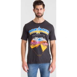 Grafitowy męski t-shirt T-Just z wielokolorowym nadrukiem. T-shirty męskie Diesel. Za 90.00 zł.