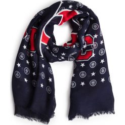 Chusta TOMMY HILFIGER - Logo Mascot Square AW0AW06637 901. Szaliki męskie Tommy Hilfiger. Za 229.00 zł.
