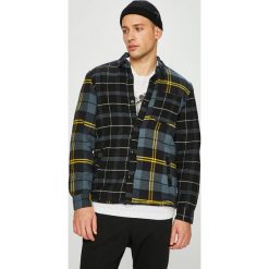 Review - Koszula. Czarne koszule męskie Review, w kratkę, z bawełny, z klasycznym kołnierzykiem, z długim rękawem. W wyprzedaży za 179.90 zł.