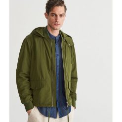 Kurtka bomber z kapturem - Zielony. Kurtki męskie marki Reserved. Za 149.99 zł.