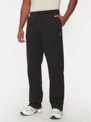 Calvin Klein Jeans Spodnie dresowe J30J326749 Czarny Regular Fit. Czarne spodnie dresowe męskie Calvin Klein Jeans, bez wzorów, z bawełny. Za 279.99 zł.