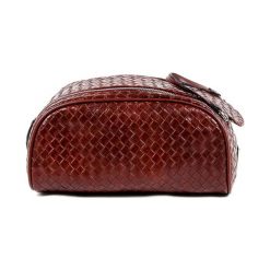 Saszetka w kolorze czerwonym - (S)29 x (W)14 x (G)16,5 cm. Torby męskie na ramię V Italia by Versace 19.69. W wyprzedaży za 159.95 zł.