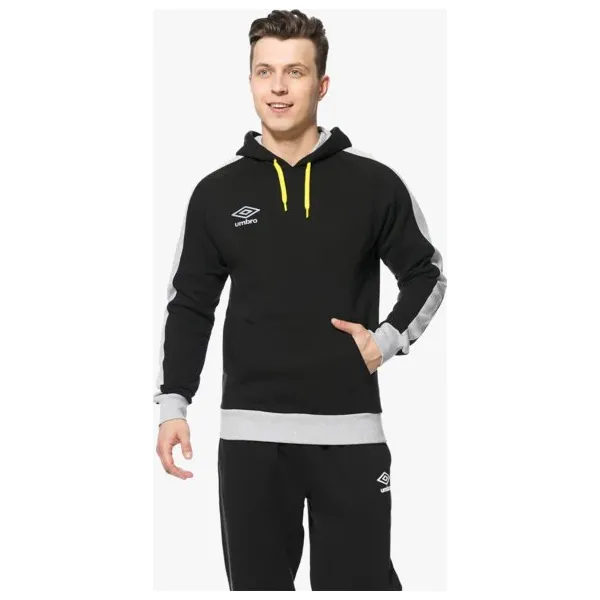 Umbro Bluza Contrast Panel Fleece Hoodie , czarny, rozmiar M. Czarne bluzy nierozpinane męskie Umbro, m, bez wzorów, z bawełny, sportowe, bez ramiączek, bez kaptura. W wyprzedaży za 63.99 zł.