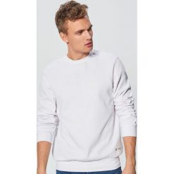 Bluza Basic - Biały. Bluzy nierozpinane męskie marki Cropp. Za 59.99 zł.