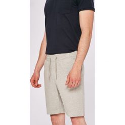 Only & Sons - Szorty. Szorty męskie marki Only & Sons. W wyprzedaży za 49.90 zł.