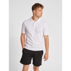Polo Hummel Red Classic. Białe koszulki polo męskie HUMMEL, m, bez wzorów, z bawełny, sportowe, bez kołnierzyka, bez ramiączek. Za 150.00 zł.