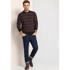 SWETER DŁUGI RĘKAW MĘSKI. Swetry męskie marki TOP SECRET. W wyprzedaży za 39.99 zł.