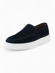 Męskie zamszowe półbuty slip on na grubej podeszwie – granatowe V4 - Rozmiar: 40. Niebieskie codzienne półbuty męskie Ombre Clothing, z aplikacjami, z gumy, klasyczne, bez obcasa, bez zapięcia. W wyprzedaży za 254.99 zł.