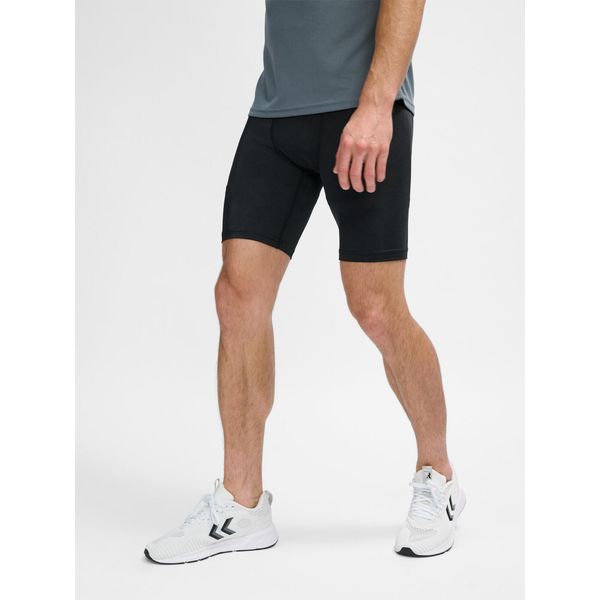 Szorty Hummel TE Topaz. Czarne szorty sportowe męskie HUMMEL, bez wzorów, sportowe. Za 158.00 zł.