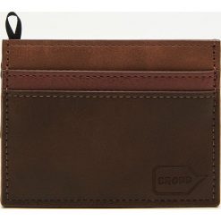 Portfel na karty - Brązowy. Portfele męskie marki Cropp. W wyprzedaży za 14.99 zł.