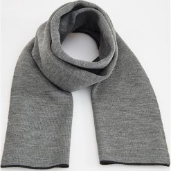 Szalik - Szary. Szaliki męskie marki Reserved. Za 59.99 zł.