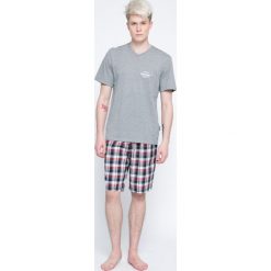 Henderson - Piżama Mash. Szare piżamy męskie Henderson, z bawełny. W wyprzedaży za 59.90 zł.