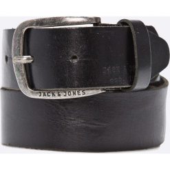 Jack & Jones - Pasek skórzany. Czarne paski męskie Jack & Jones, w paski, z materiału. W wyprzedaży za 79.90 zł.