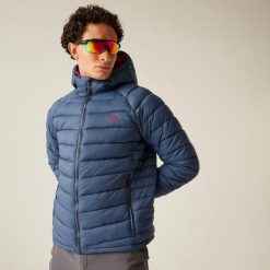 Kurtka turystyczna męska Mountain Series. Niebieskie kurtki narciarskie i snowboardowe męskie Dare 2B, na zimę, m, bez wzorów, bez kaptura, narciarskie. W wyprzedaży za 449.99 zł.