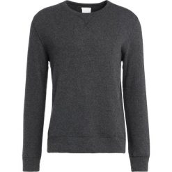 120% Cashmere Sweter carbon. Szare swetry męskie 120% Cashmere, z kaszmiru. W wyprzedaży za 593.40 zł.