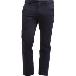 DOCKERS INSIGNIA Chinosy navy. Eleganckie spodnie męskie marki DOCKERS. Za 399.00 zł.