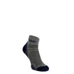 Skarpety turystyczne męskie Bridgedale Hike Ultralight Performance Ankle. Szare buty trekkingowe męskie Columbia, bez wzorów, z softshellu, bez zapięcia, trekkingowe. Za 83.99 zł.