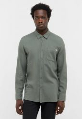 Męska Koszula Mustang Style Eastbridge Agave Green 1016959 6473. Zielone koszule męskie Mustang, m, bez wzorów, bez kołnierzyka, bez ramiączek. Za 169.99 zł.