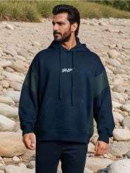 Bluza hoodie color-block - granatowy. Niebieskie bluzy nierozpinane męskie Sinsay, l, bez wzorów, bez ramiączek, bez kaptura. Za 69.99 zł.