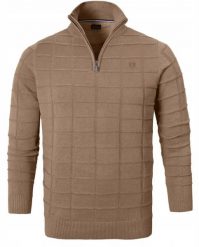 Elegancki Sweter Męski (Zamek) - Pako Jeans - Wysoki Dekolt, Kawa z Mlekiem. Kardigany męskie Pako Jeans, l, bez wzorów, z bawełny, bez ramiączek. Za 195.00 zł.