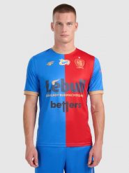 4F Trzecia koszulka klubowa z sezonu 2025/26 męska 4F x Stal Mielec - czarna L. Czarne t-shirty sportowe męskie 4f, l, bez wzorów, z dzianiny, klasyczne, bez ramiączek. Za 249.99 zł.