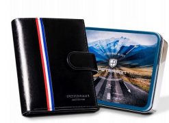 Portfel skórzany Peterson [D] PTN 22308L-VT-A czarny. Czarne portfele męskie Peterson, bez wzorów, ze skóry. Za 105.99 zł.