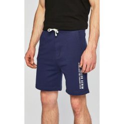 Tom Tailor Denim - Szorty. Niebieskie szorty męskie Tom Tailor Denim, bez wzorów, z bawełny, casualowe. W wyprzedaży za 59.90 zł.