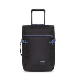 Walizka kabinowa na 4 kółkach z 2 głównymi przegrodami Eastpak. Czarne walizki męskie Eastpak, bez wzorów. Za 553.50 zł.