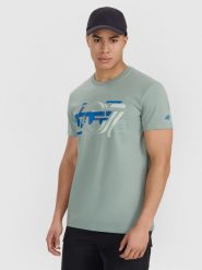 4F T-shirt regular z nadrukiem męski - oliwkowy S. Brązowe t-shirty sportowe męskie 4f, m, bez wzorów, z bawełny, klasyczne, bez ramiączek. W wyprzedaży za 49.99 zł.