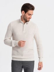 Sweter męski dzianinowy z rozpinaną stójką - kremowy V1 - Rozmiar: XXL. Białe swetry męskie Ombre Clothing, bez wzorów, z bawełny, bez kołnierzyka, bez ramiączek. W wyprzedaży za 89.99 zł.
