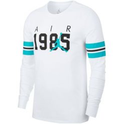 Jordan Koszulka z długim rękawem Air Jordan Sportswear Longsleeve Brand 6 - AH6326-100 XXL. Koszulki męskie z długim rękawem marki Jordan. Za 243.40 zł.