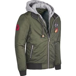Kurtka męska z odpinanym kapturem zielona Recea. Zielone kurtki męskie Recea, m, bez wzorów, z dresówki, bez ramiączek. W wyprzedaży za 119.99 zł.