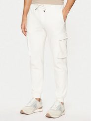 Guess Spodnie materiałowe Z4YB08 K9V31 Écru Regular Fit. Spodnie na co dzień męskie Guess, z aplikacjami, z bawełny. Za 299.99 zł.