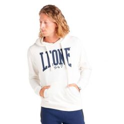 Męska bluza z kapturem Leone 1947 Apparel. Białe bluzy nierozpinane męskie LEONE 1947 APPAREL, l, bez wzorów, z tkaniny, sportowe, bez ramiączek, z kapturem. W wyprzedaży za 139.75 zł.