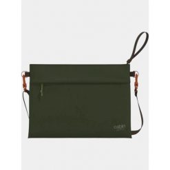 Saszetka CabinZero Classic Sacoche 2. Zielone saszetki męskie CABINZERO, bez wzorów. Za 113.00 zł.