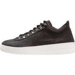 Royal RepubliQ 720 HIKER OXFORD SHOE Sneakersy niskie black. Buty sportowe na co dzień męskie marki Royal RepubliQ. Za 759.00 zł.