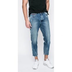 Tommy Jeans - Jeansy Randy. Jeansy męskie marki Tommy Jeans. W wyprzedaży za 299.90 zł.