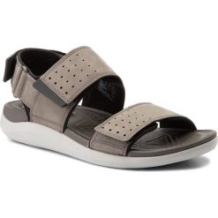 Sandały CLARKS - Garrat Active 261324297 Grey Nubuck. Szare sandały męskie Clarks, z materiału. W wyprzedaży za 229.00 zł.