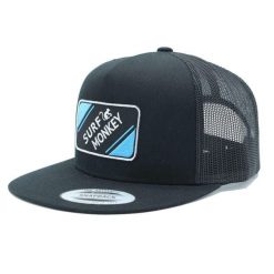 Czapka typu trucker / dla dorosłych / rozmiar uniwersalny (czarno-niebieski). Czarne czapki męskie SURF MONKEY, z aplikacjami, sportowe. Za 159.95 zł.