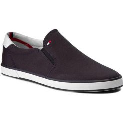 Tenisówki TOMMY HILFIGER - Harlow 2D FM0FM00597 Midnight 403. Niebieskie trampki męskie Tommy Hilfiger, z gumy, eleganckie. W wyprzedaży za 169.00 zł.