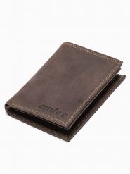 Portfel męski skórzany - brązowy. Brązowe portfele męskie Ombre Clothing, bez wzorów, z materiału. W wyprzedaży za 97.49 zł.