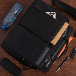Torba męska skórzana na ramię laptopa duża biznesowa czarna Beltimore N07. Czarne torby na laptopa męskie bez wzorów, duże. Za 359.90 zł.